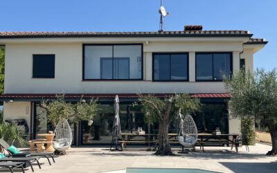 Real estate agency immodaccentury Empuriabrava (Costa Brava) advises, sells, renovates, transforms your property at your request.